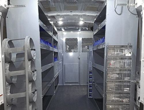 Aménagement intérieur métallique et étagères pour fourgon utilitaire worksystem.fr.